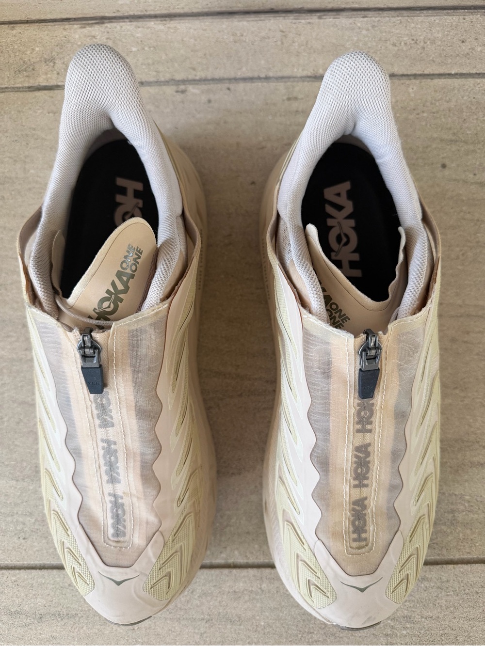 Hoka One One Project Clifton Shifting Sand Dune 1127924-SSDD - Picture 4 of 8